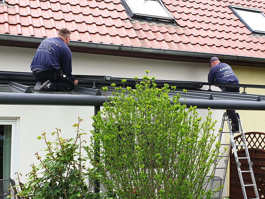Montage der gekoppelten Beschattung.
