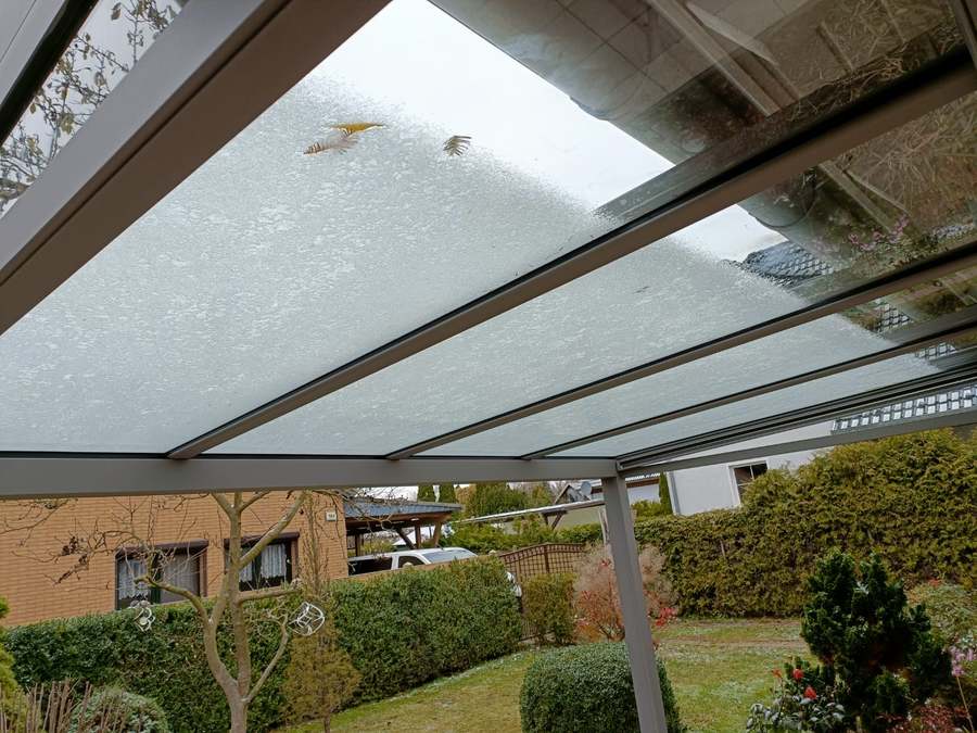 Die Glaseindeckung von unten.